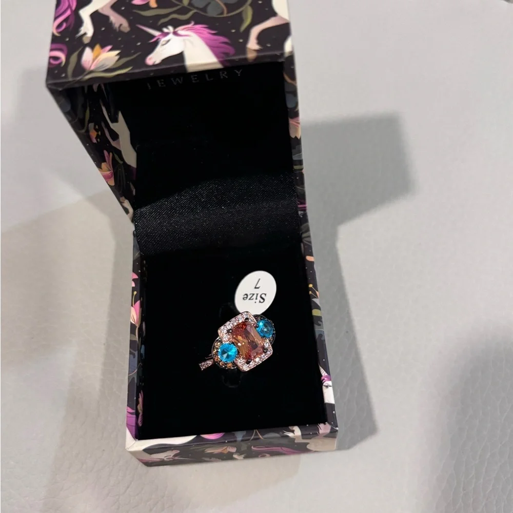 Peermont Jewelry Champagne Blue Topaz Cocktail Ring Size 7 NWT